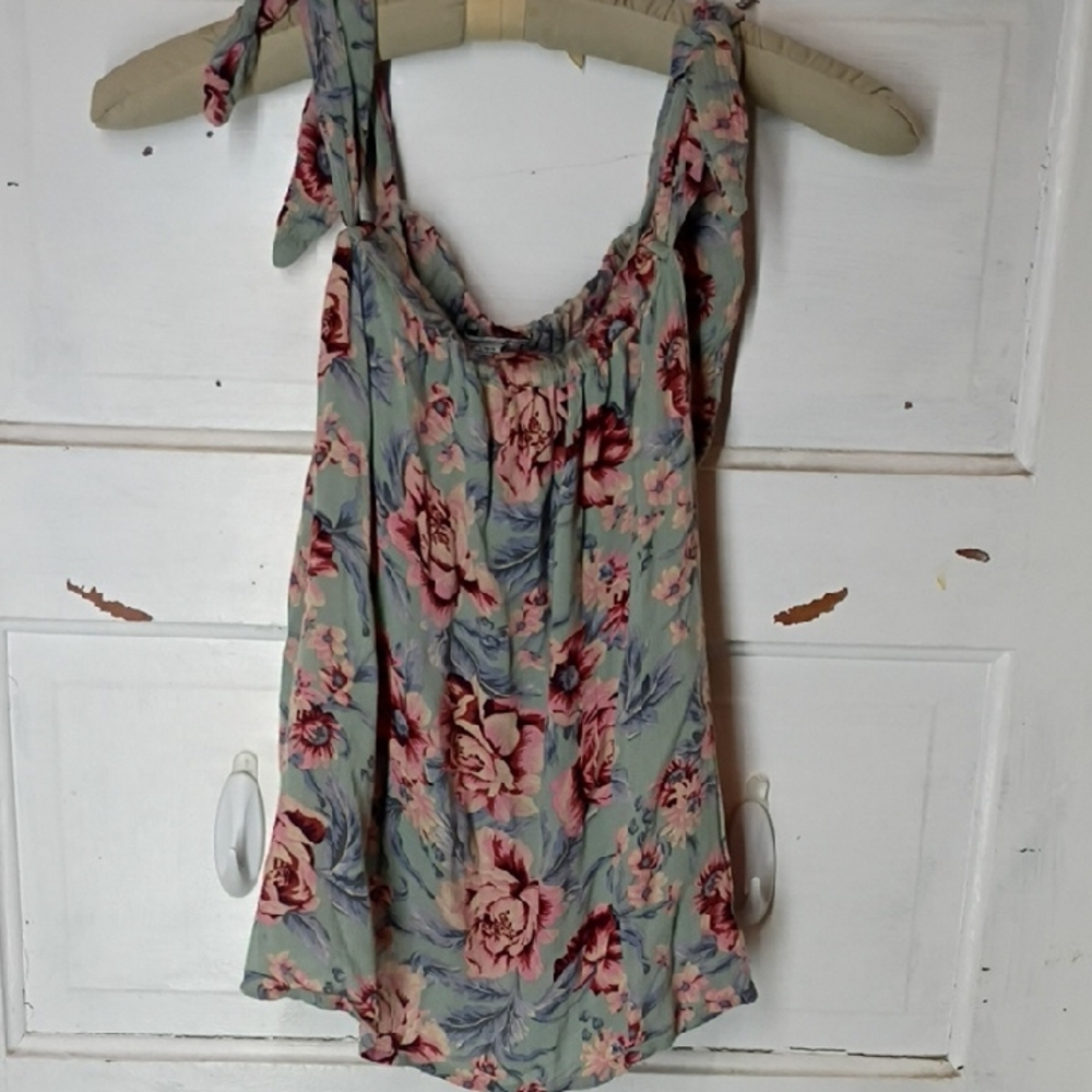 American Eagle Outfitters Floral Camisole - Pink and Blue